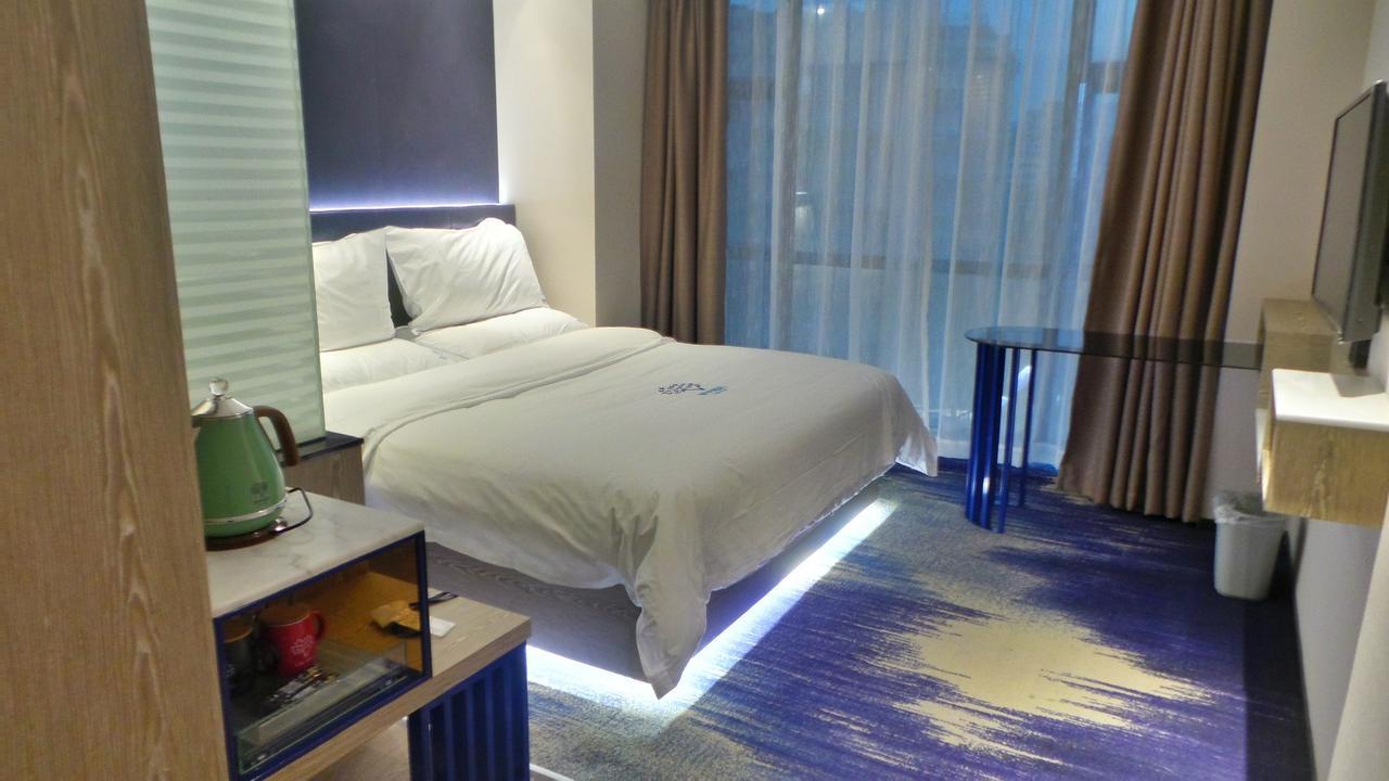 Lifu Hotel Wankel Jiang Tai Road Metro Station Branch 广州 外观 照片