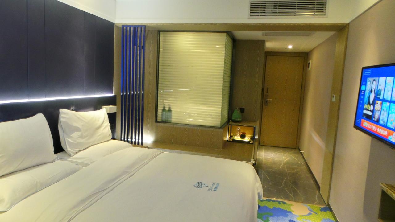 Lifu Hotel Wankel Jiang Tai Road Metro Station Branch 广州 外观 照片