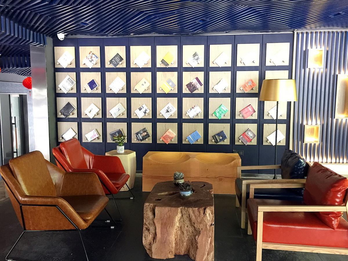 Lifu Hotel Wankel Jiang Tai Road Metro Station Branch 广州 外观 照片
